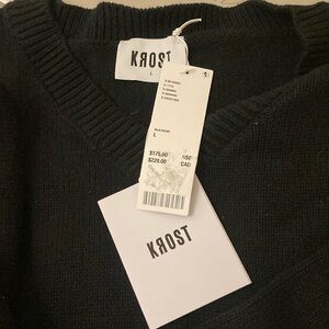 100% Cotton V Neck Sweater